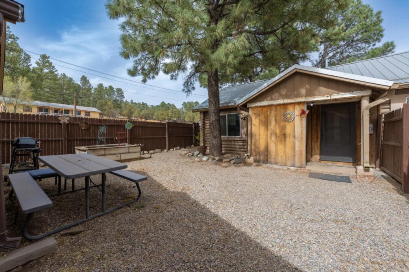 Enchanted Hideaway Cabins And Cottages Ruidoso Exterior photo